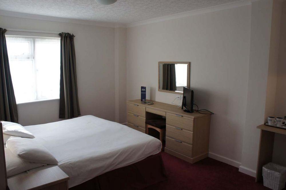 Mountview Hotel Express Ст. Хейлир Джерси Экстерьер фото