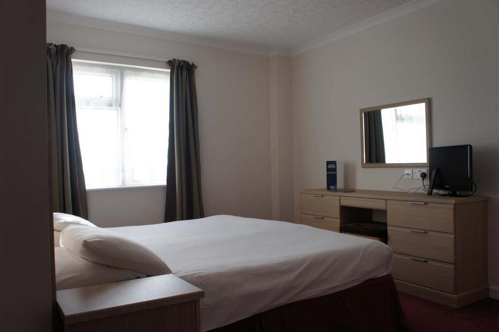 Mountview Hotel Express Ст. Хейлир Джерси Экстерьер фото